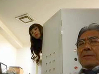 Old boss's XXX act with lustful JAV secretary leaked online.